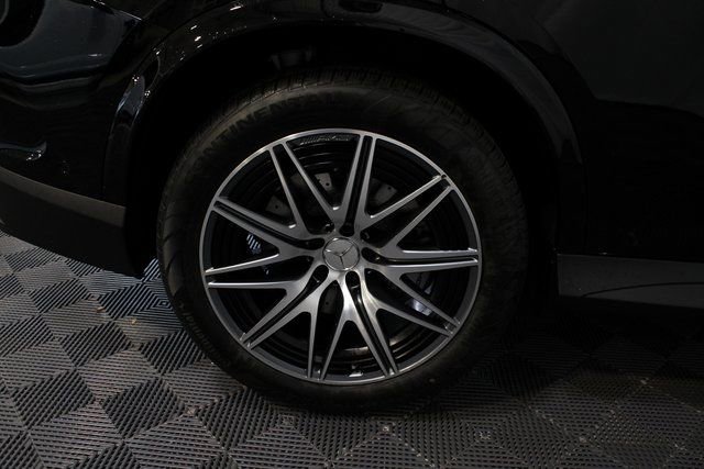 New 2025 Mercedes-Benz GLC 43 AMG 4MATIC image 14