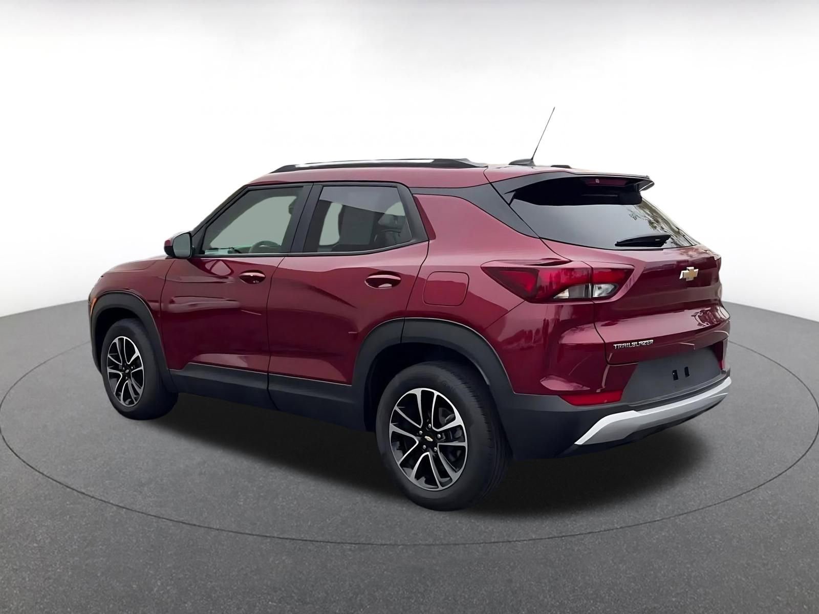 Used 2025 Chevrolet TrailBlazer LT image 10