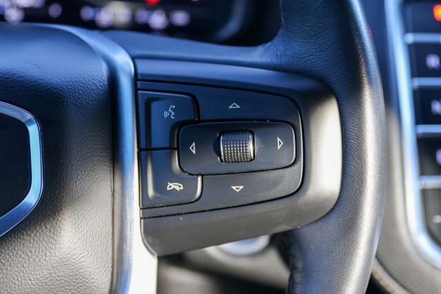 Used 2022 GMC Yukon XL SLT image 36