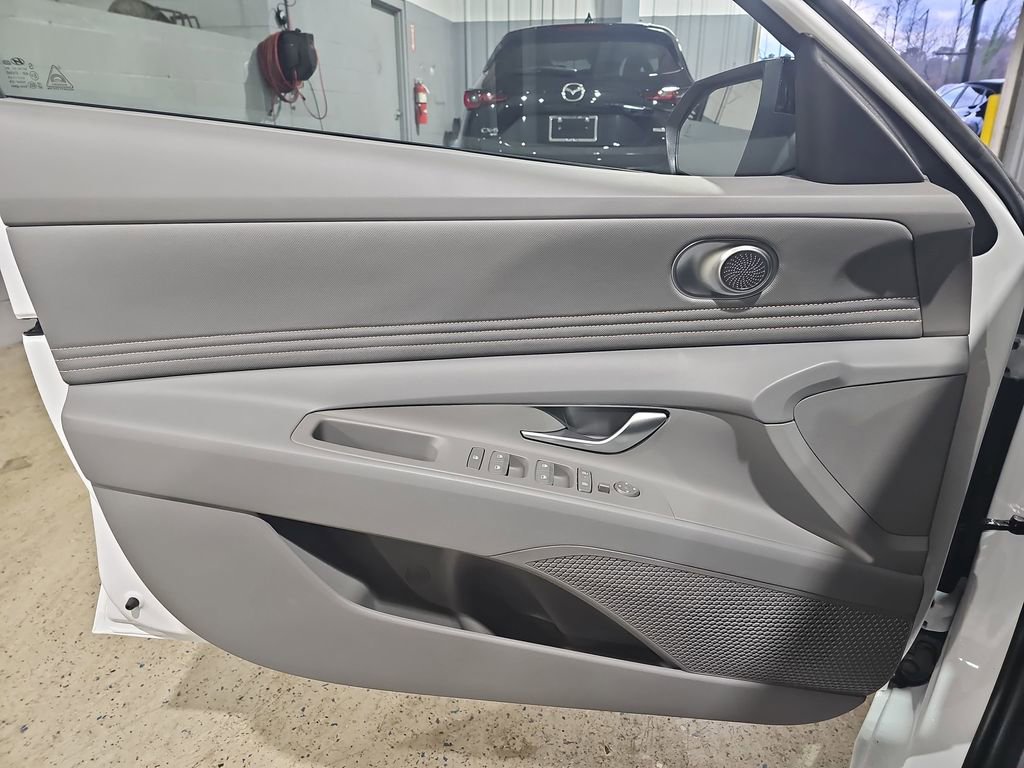 New 2026 Hyundai Elantra Sport image 28