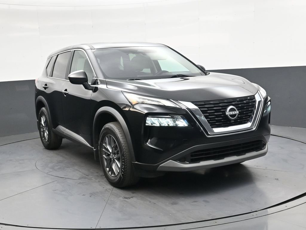 Used 2023 Nissan Rogue S FWD video 1