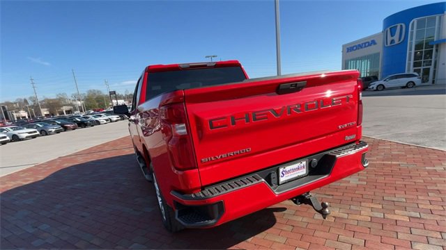 Used 2020 Chevrolet Silverado 1500 Custom w/ Custom Value Package image 8
