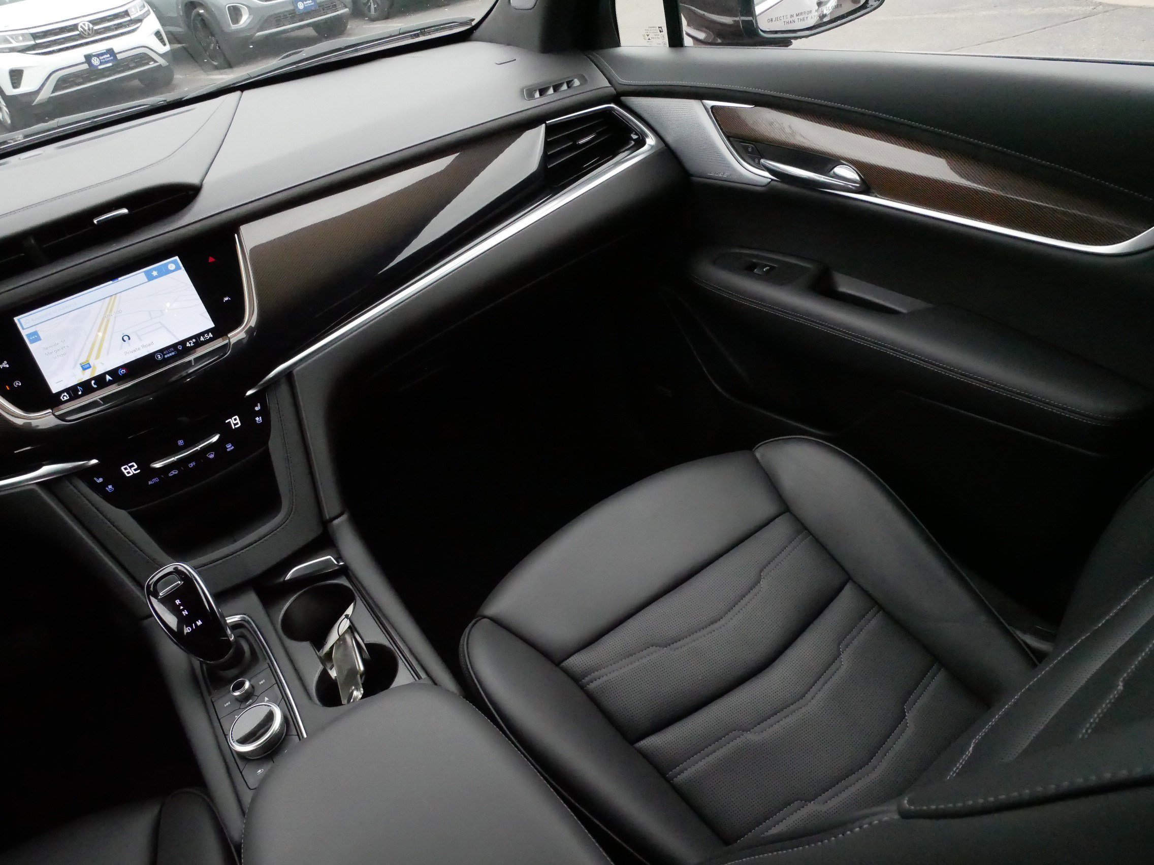 Used 2022 Cadillac XT6 Premium Luxury w/ Platinum Package AWD/4WD image 11