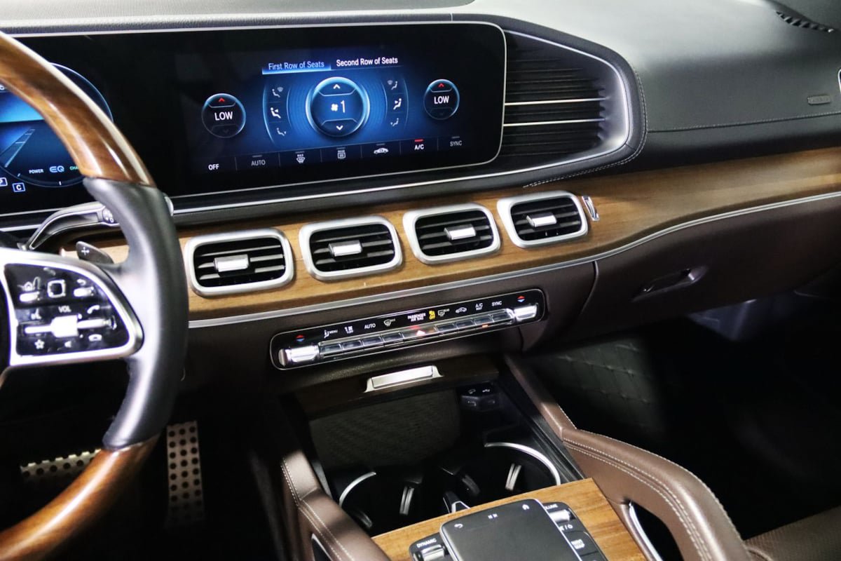 Used 2023 Mercedes-Benz GLS 450 4MATIC image 50