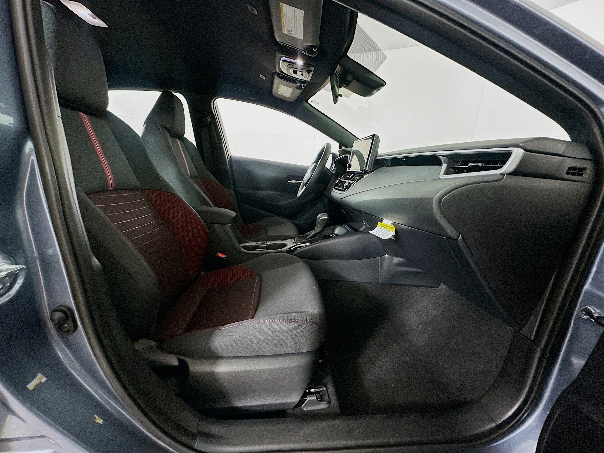 Used 2026 Toyota Corolla SE image 29