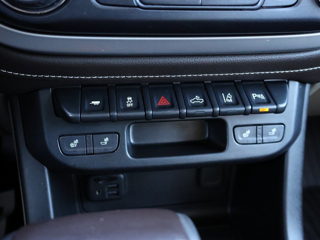 Used 2019 GMC Canyon SLT w/ Driver Alert Package image 25