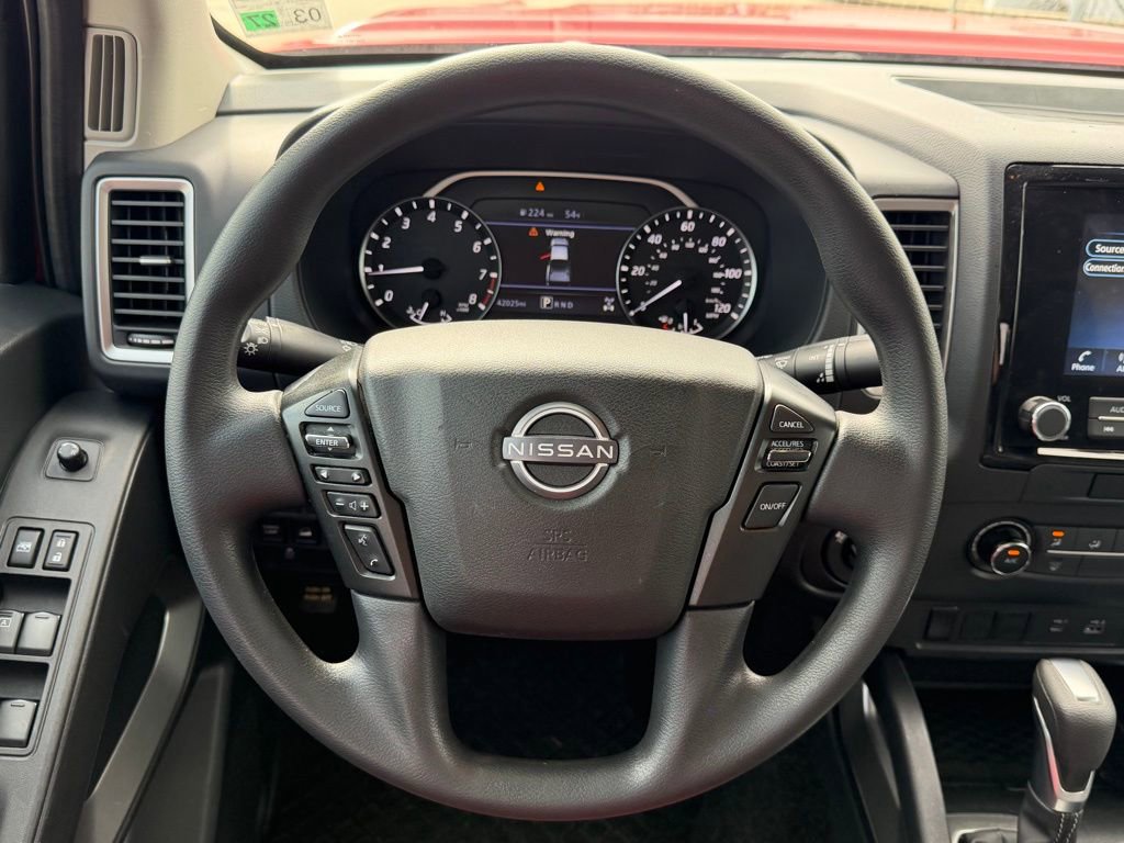 Used 2022 Nissan Frontier SV image 17