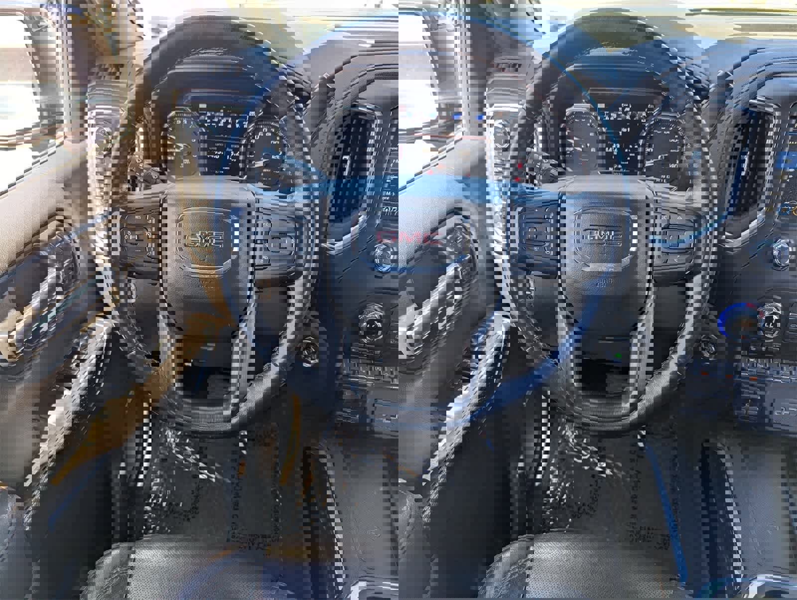 Used 2021 GMC Sierra 1500 AT4 w/ AT4 Premium Package image 19