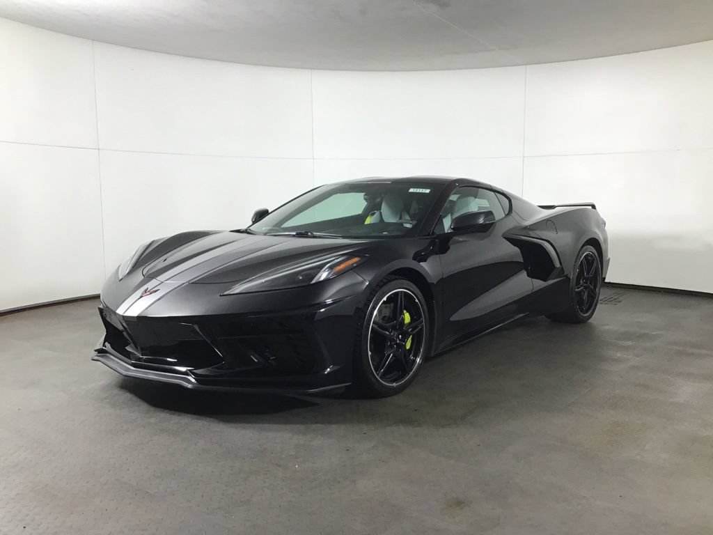 Used 2021 Chevrolet Corvette Stingray Preferred Cpe w/ Z51 Performance Package RWD image 1
