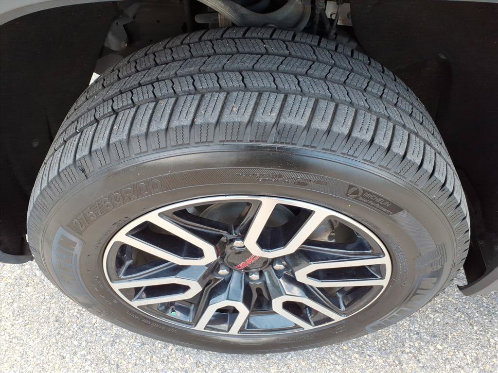 Certified 2019 GMC Sierra 1500 AT4 w/ AT4 Premium Package AWD/4WD image 10