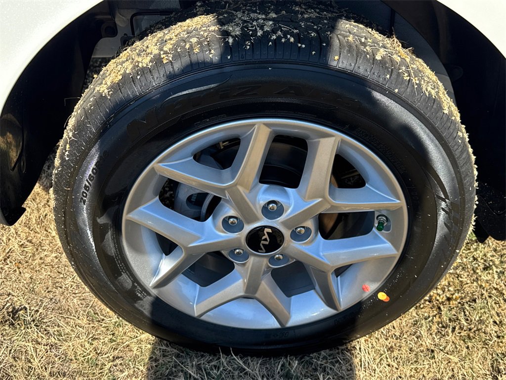 New 2025 Kia Soul LX w/ LX Technology Package image 17