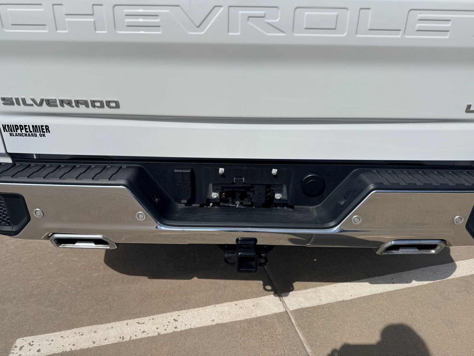 Used 2025 Chevrolet Silverado 1500 LTZ AWD/4WD image 8