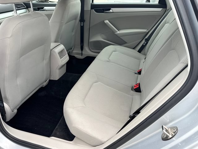 Used 2018 Volkswagen Passat 2.0T S w/ Driver Assistance Package FWD image 14