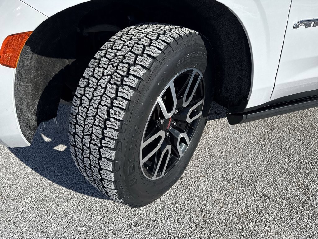 Certified 2024 GMC Yukon AT4 w/ AT4 Premium Package image 2
