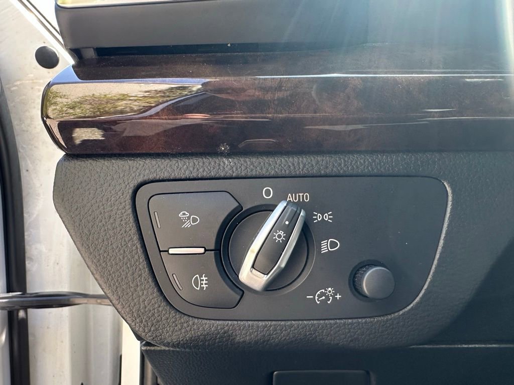 Used 2019 Audi Q5 2.0T Premium w/ Convenience Package image 29