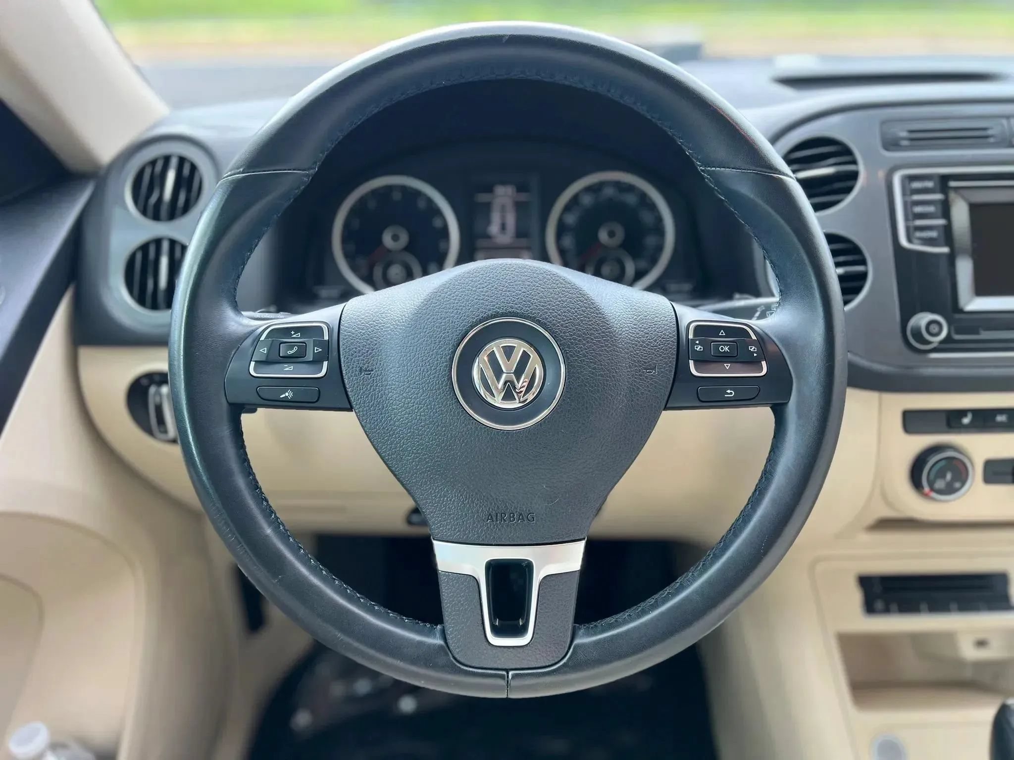 Used 2016 Volkswagen Tiguan S FWD image 15