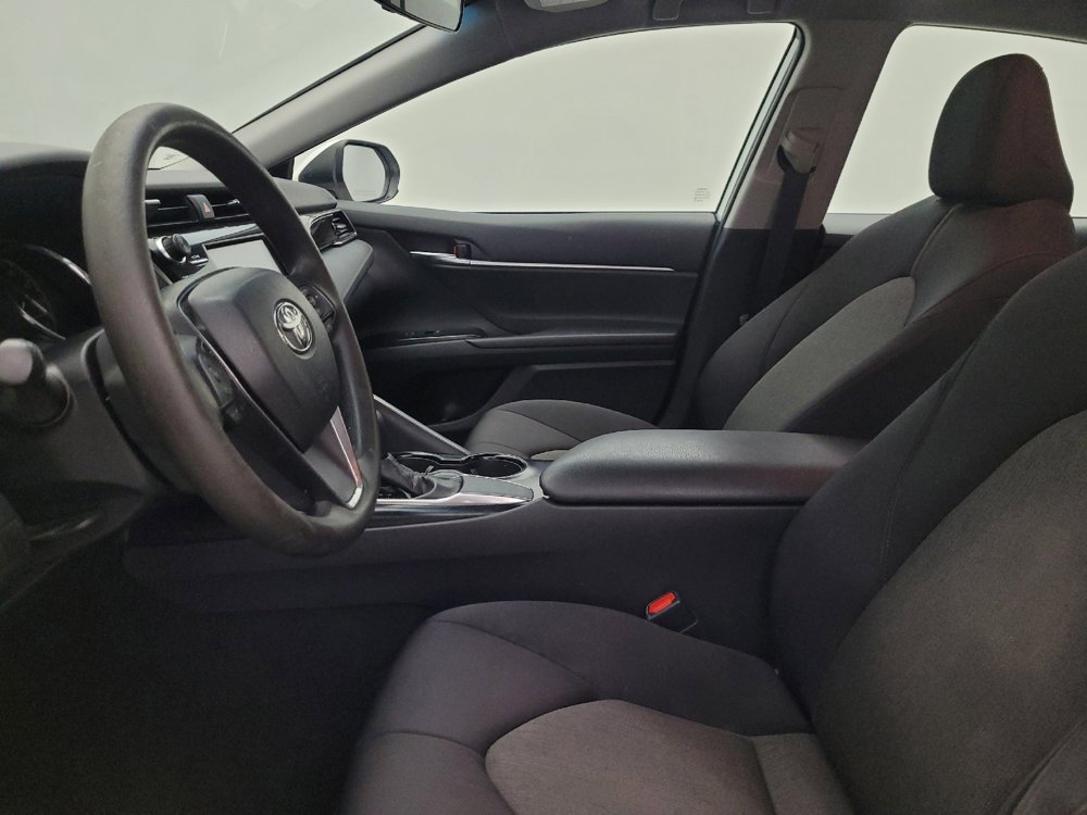 Used 2019 Toyota Camry LE image 17