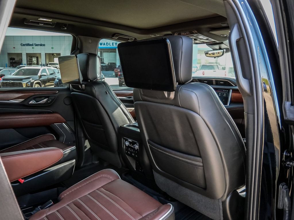 Used 2023 GMC Yukon Denali Ultimate AWD/4WD image 25