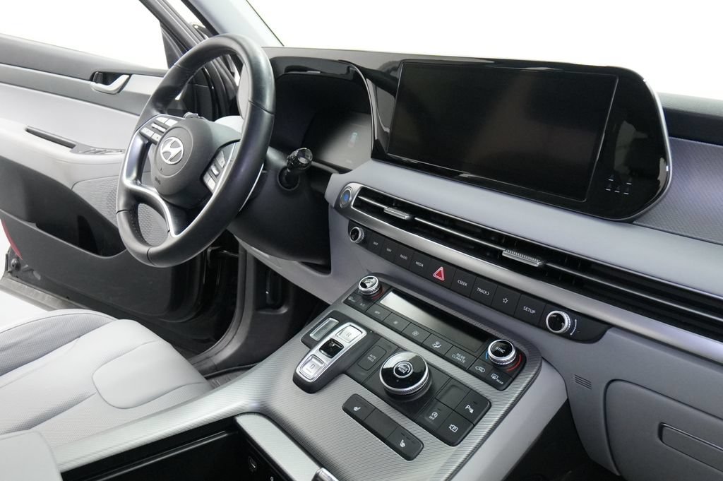 Used 2024 Hyundai Palisade SEL FWD image 28