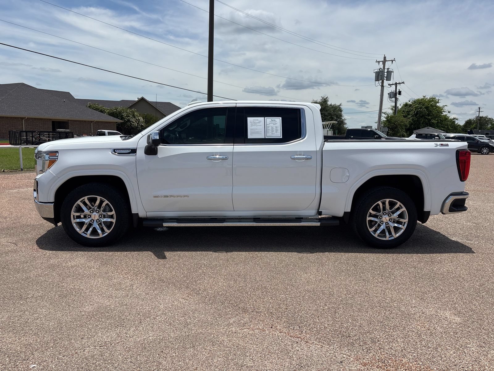 Used 2020 GMC Sierra 1500 SLT AWD/4WD image 2