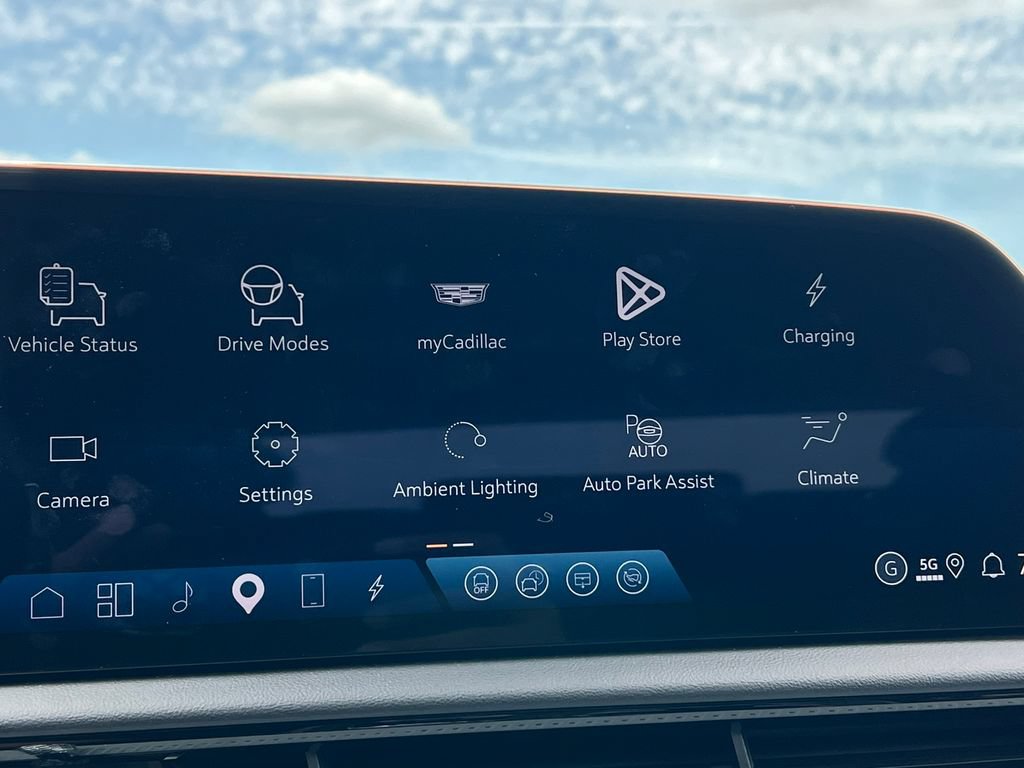 New 2026 Cadillac Optiq Luxury 1 AWD/4WD image 24