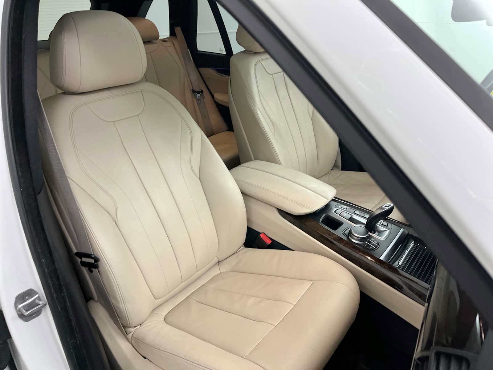 Used 2017 BMW X5 xDrive40e AWD/4WD image 32