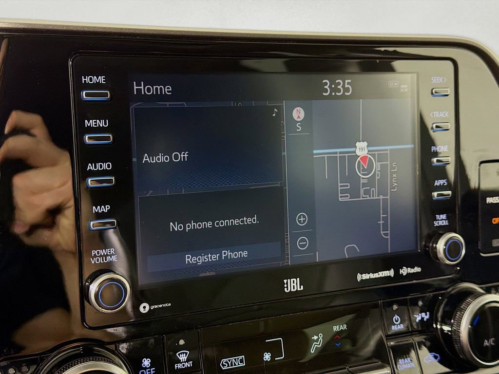 Used 2022 Toyota Highlander Limited image 16