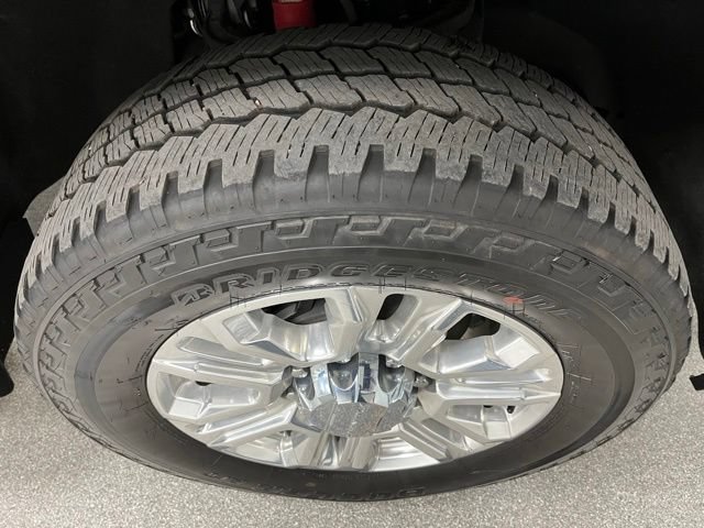 Used 2022 GMC Sierra 3500 Denali w/ Denali Ultimate Package AWD/4WD image 18