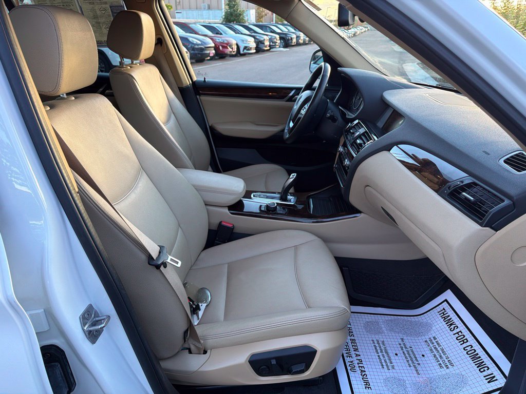 Used 2017 BMW X3 xDrive28i AWD/4WD image 11