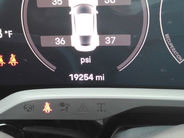 Used 2023 Porsche Taycan w/ Premium Package image 44