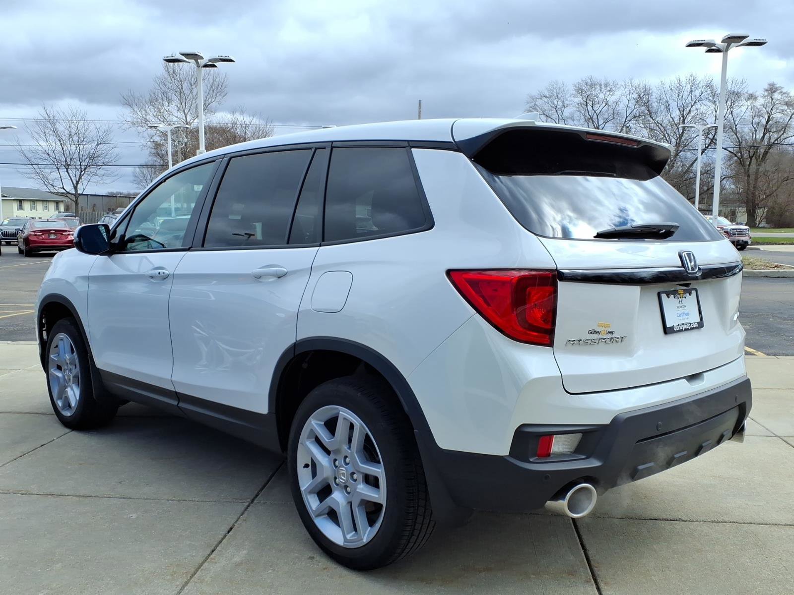 Certified 2025 Honda Passport EX-L image 10