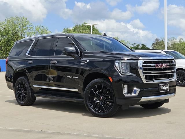 Used 2022 GMC Yukon SLT w/ SLT Luxury Package image 2