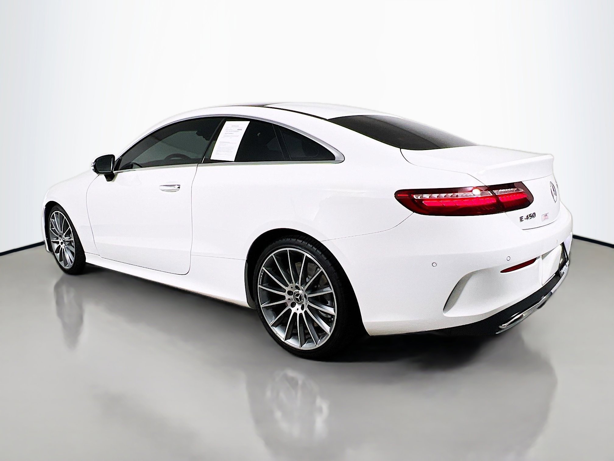 Used 2022 Mercedes-Benz E 450 Coupe image 8