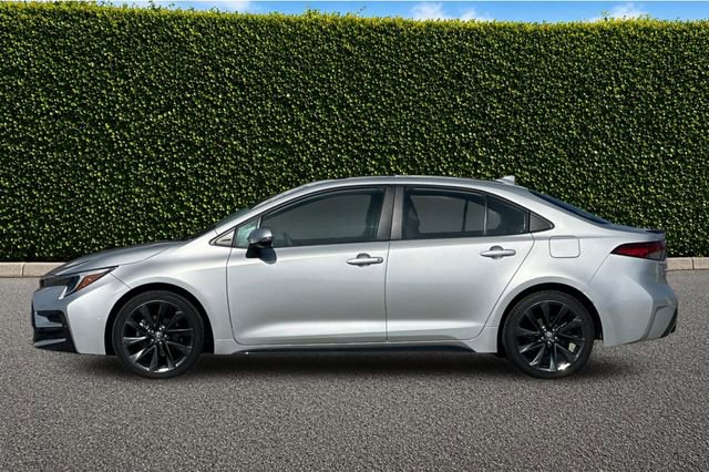 Used 2024 Toyota Corolla XSE FWD image 8