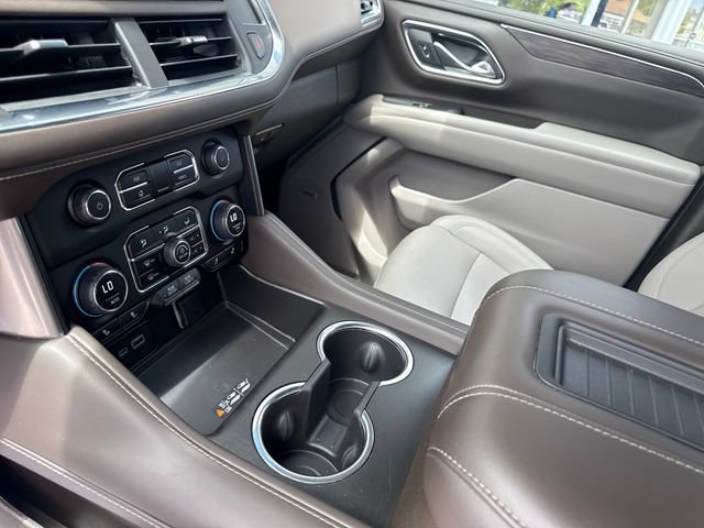 Certified 2023 Chevrolet Suburban Z71 w/ Luxury Package AWD/4WD image 22