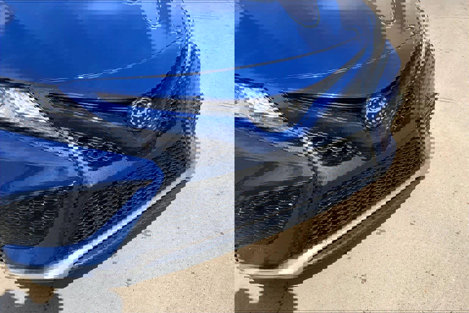 Used 2024 Toyota Camry XSE FWD image 31