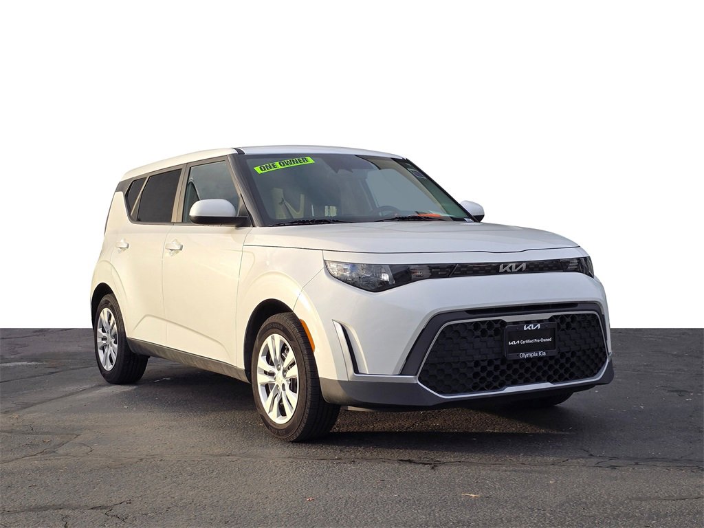 Used 2023 Kia Soul LX image 1