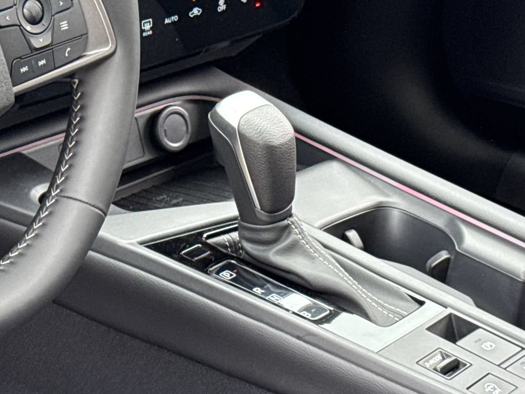 New 2026 Nissan Sentra SV w/ SV Convenience Package FWD image 16