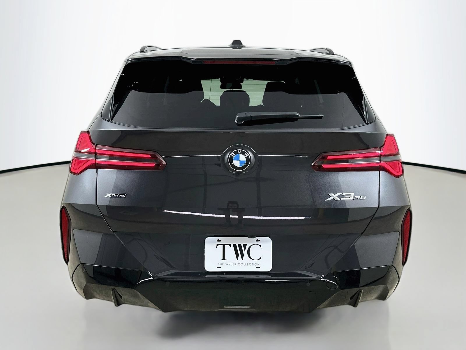 New 2026 BMW X3 xDrive30i w/ Premium Package AWD/4WD image 6