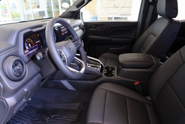New 2025 Chevrolet Colorado Trail Boss w/ Midnight Edition image 10