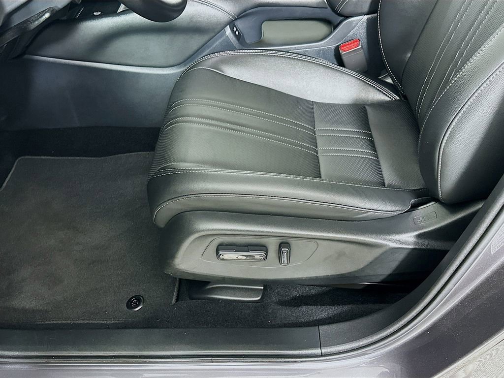 Used 2026 Honda HR-V EX-L image 9