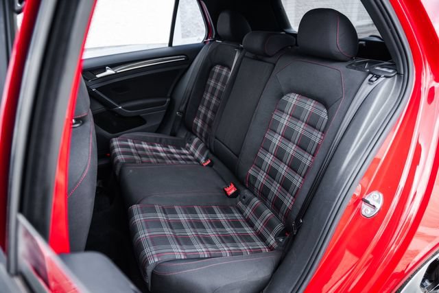 Used 2015 Volkswagen GTI S FWD image 61