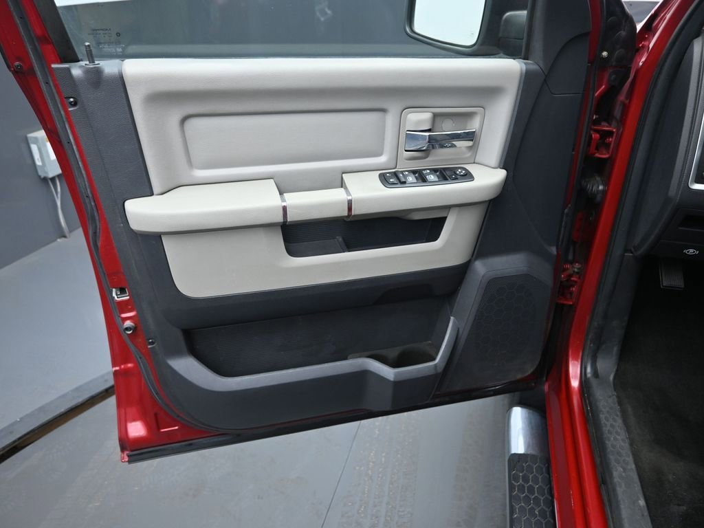 Used 2010 Dodge Ram 1500 Truck SLT image 12