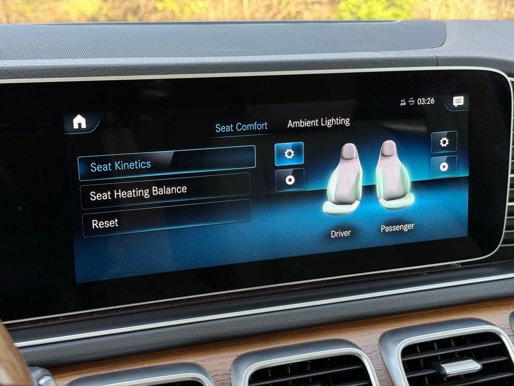 Used 2022 Mercedes-Benz GLS 450 4MATIC image 46