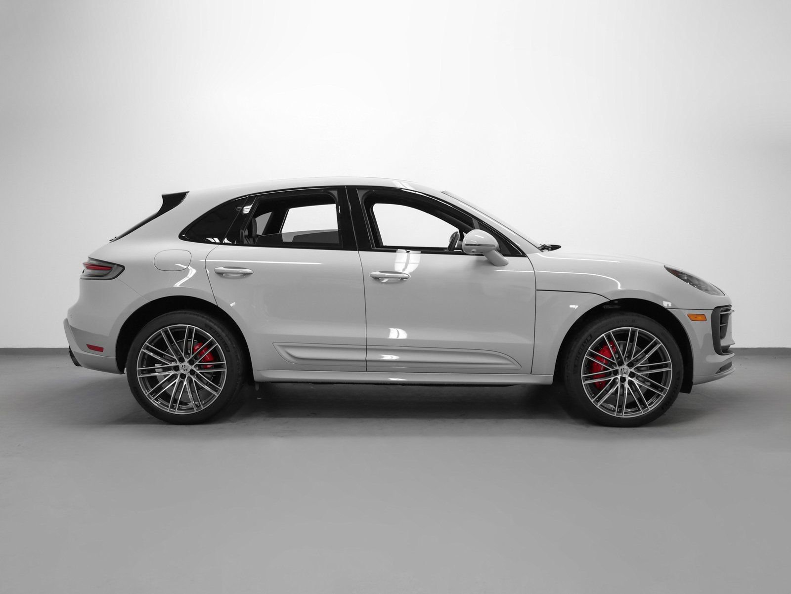New 2026 Porsche Macan S image 13