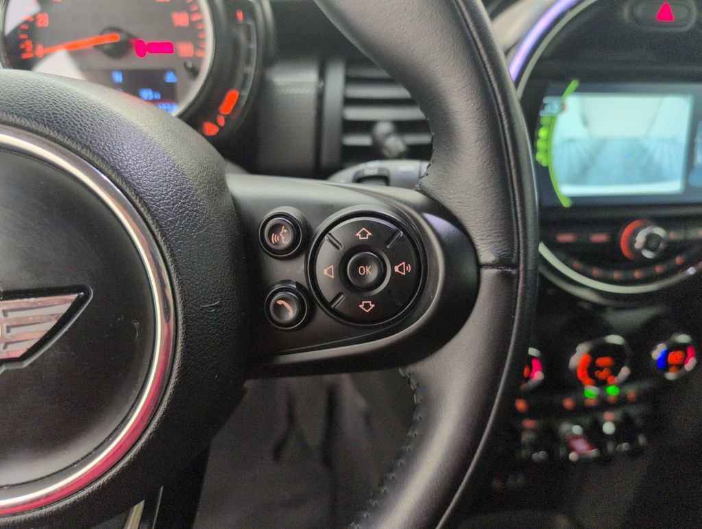 Used 2018 MINI Cooper 2-Door Hardtop image 40