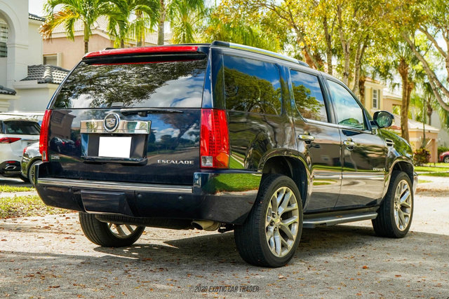 Used 2009 Cadillac Escalade AWD image 8