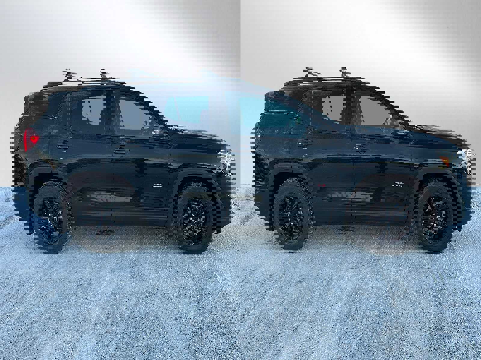 Used 2024 GMC Terrain AT4 w/ Infotainment Package II image 2