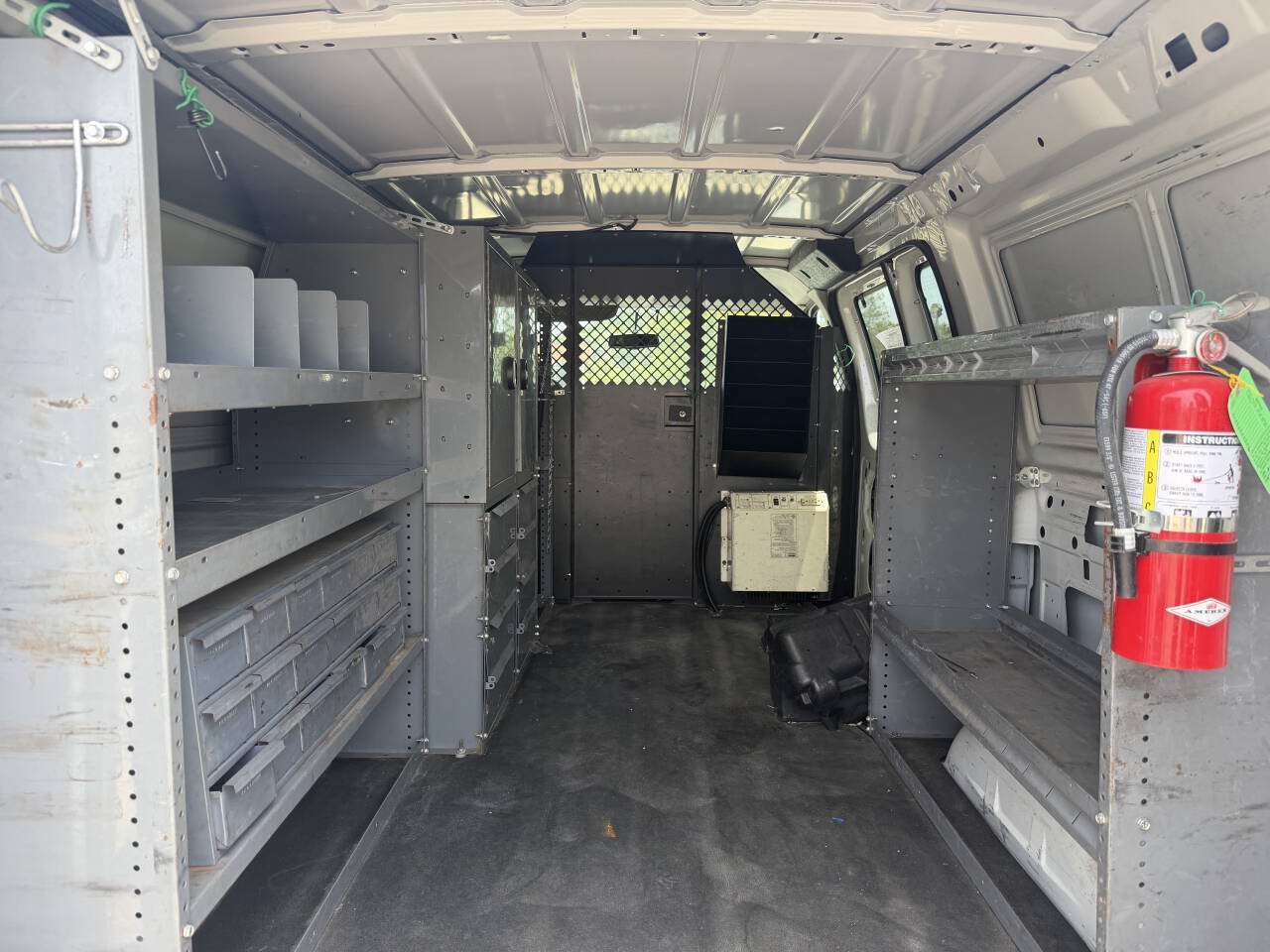 Used 2007 Ford E-250 and Econoline 250 RWD image 11