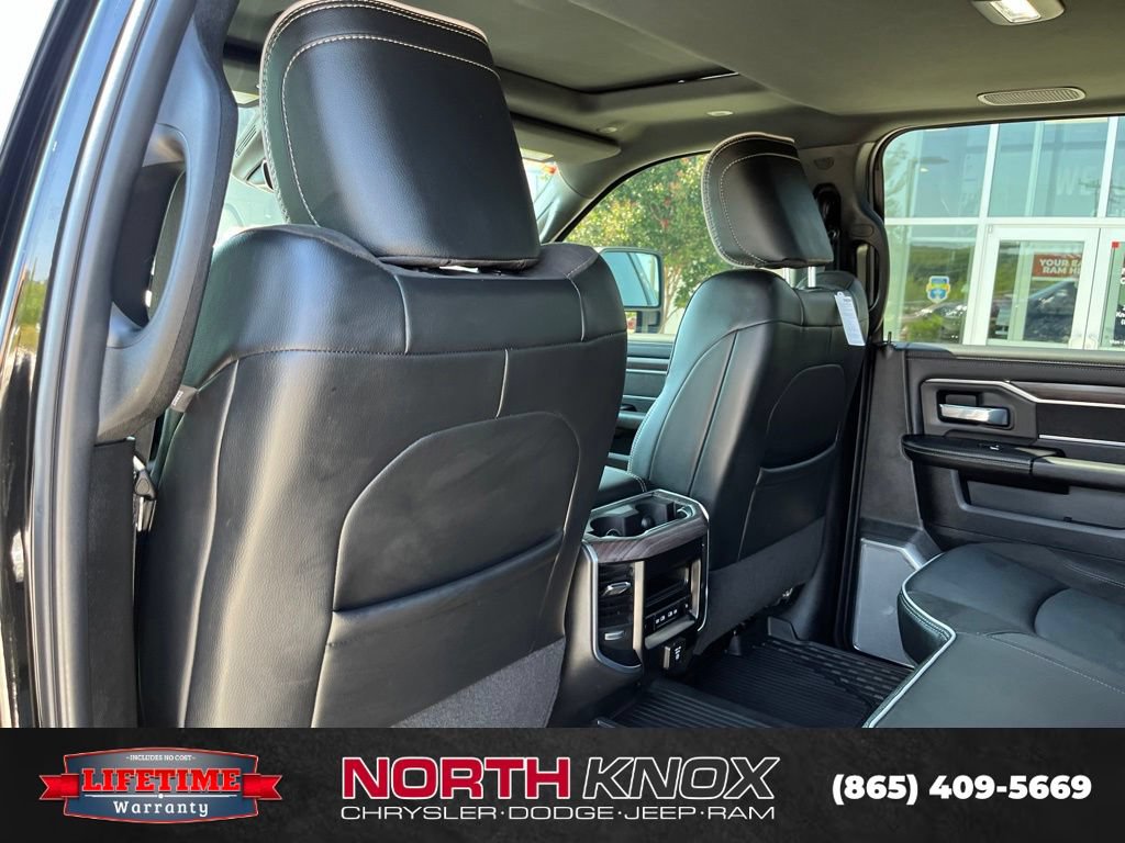 New 2026 RAM 2500 Laramie AWD/4WD image 16